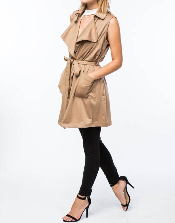 Trench Vest in Khaki/Tan
