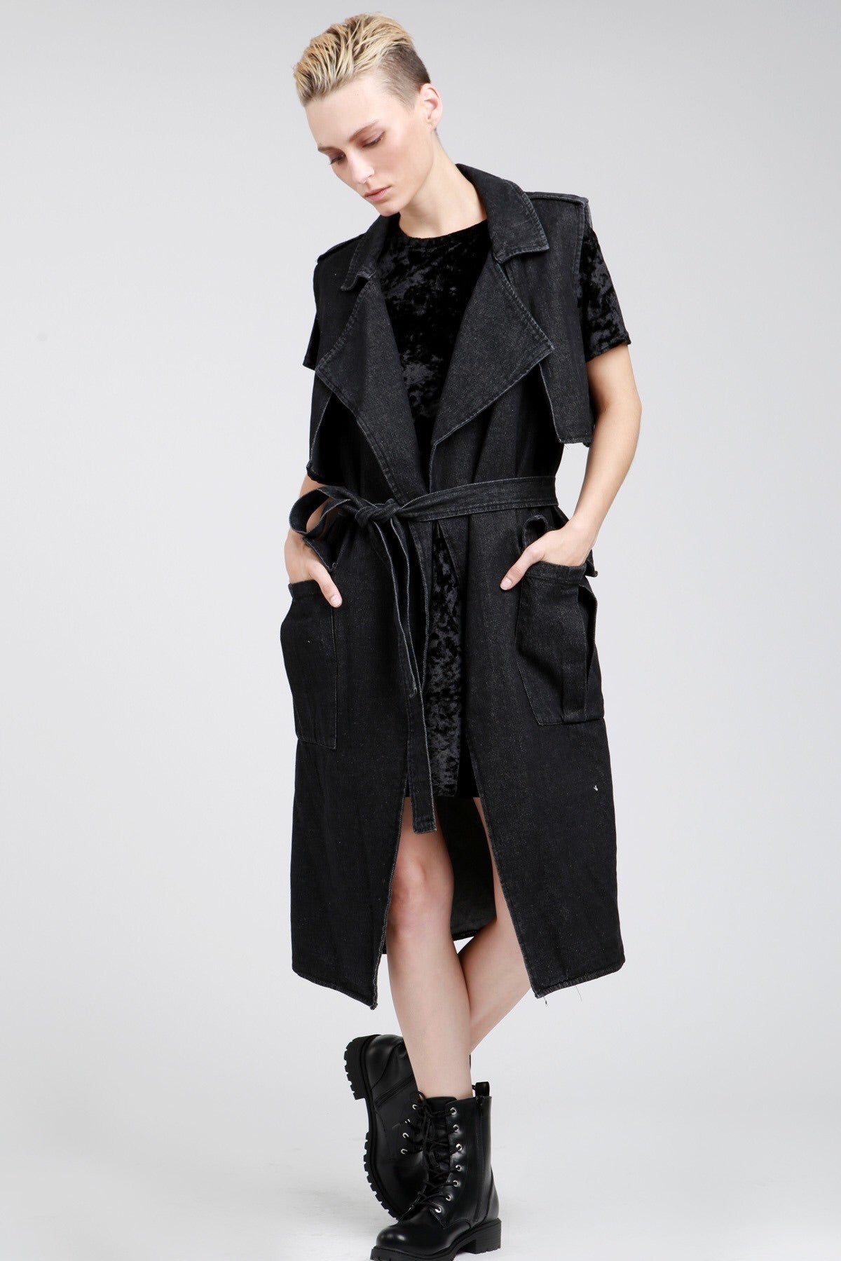 POL Sleeveless Trench Denim Vest