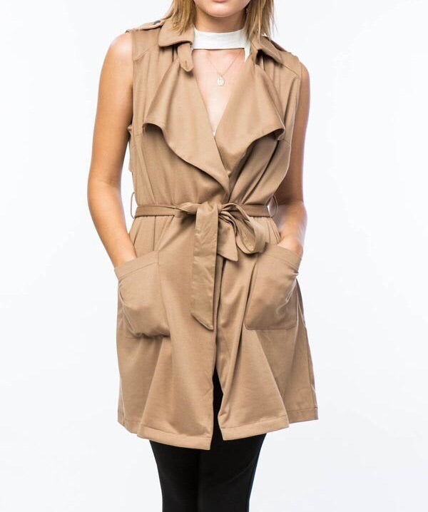 Trench Vest in Khaki/Tan